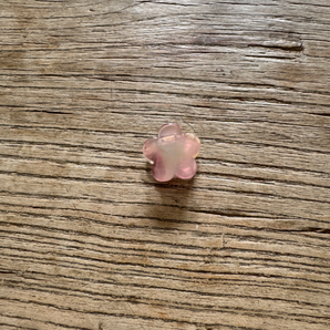 Lulu – rosa mini blomst hårspænde | Petit Atelier